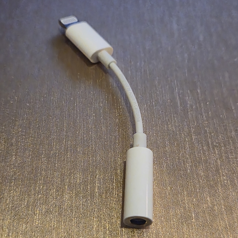 Apple White Audio Adapter